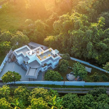 Villa Sierra Sky - Exquisite Elegant 4 Bedroom Villa Dehradún Kültér fotó