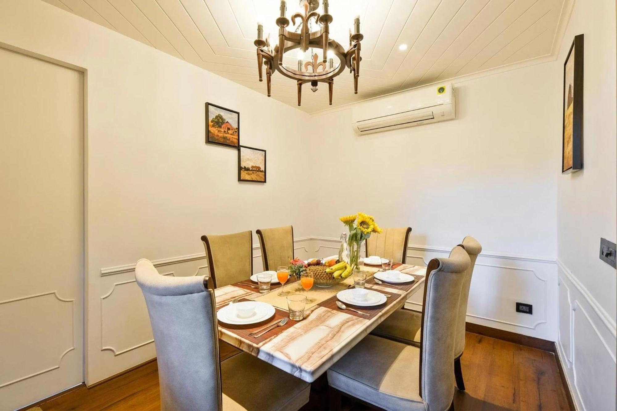 Villa Sierra Sky - Exquisite Elegant 4 Bedroom Villa Dehradún Kültér fotó
